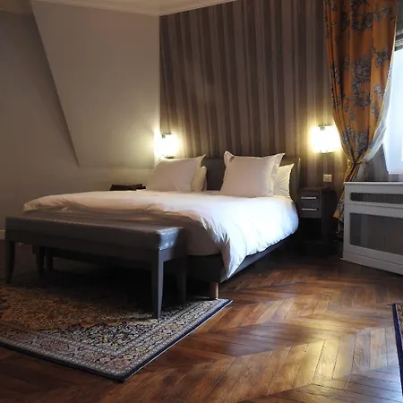 Chateau D'avesnes - Le Castelet Πανσιόν