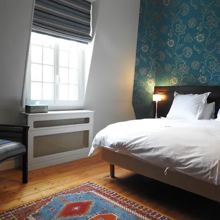 Chateau D'avesnes - Le Castelet Konukevi 4*