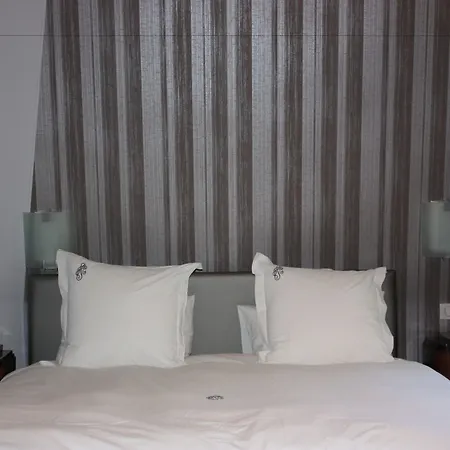 Konukevi Chateau D'avesnes - Le Castelet