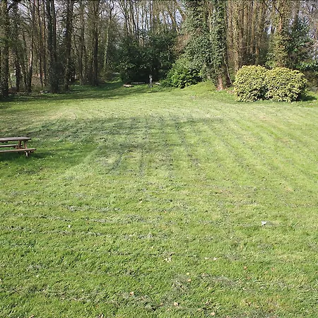 Chateau D'avesnes - Le Castelet Konukevi Avesnes-en-Bray