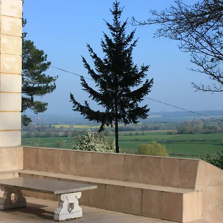 Chateau D'avesnes - Le Castelet 4*