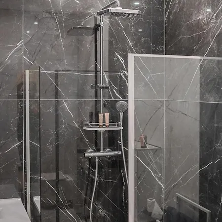 Konukevi Chateau D'avesnes - Le Castelet 4*