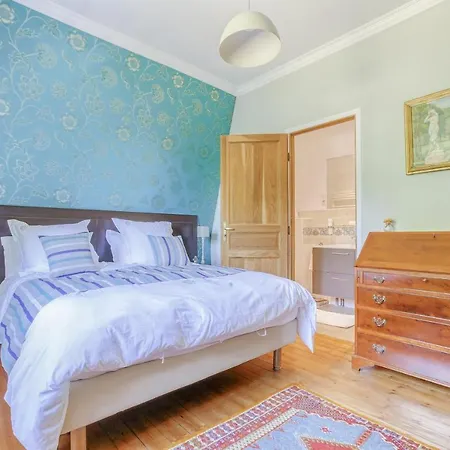 Chateau D'avesnes - Le Castelet